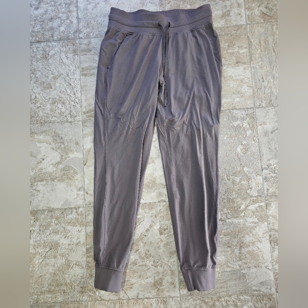 Lululemon Ready to Rulu Jogger Crop Dusky Lavender Size 8